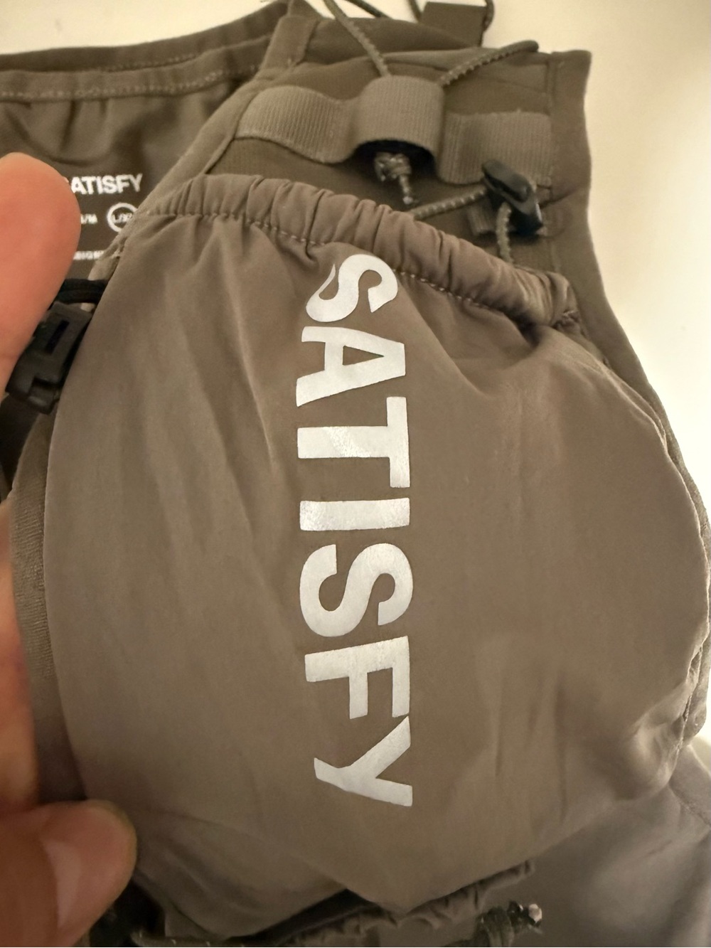 SATISFY RUNNING vest - Picture 4 of 9